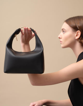 Oval Formlu Zincirli Çanta | Meti - Siyah - Jorbinol