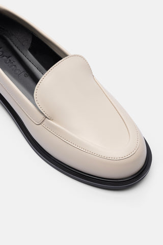Oval Burun Klasik Loafer | Blok - Bej