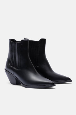 Sivri Burunlu Western Bot | Nora - Siyah