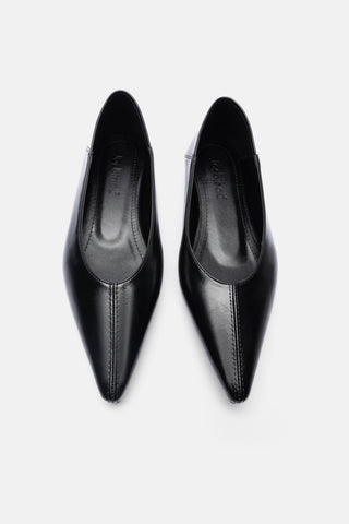 Sivri Burunlu Babet | Elia - Siyah